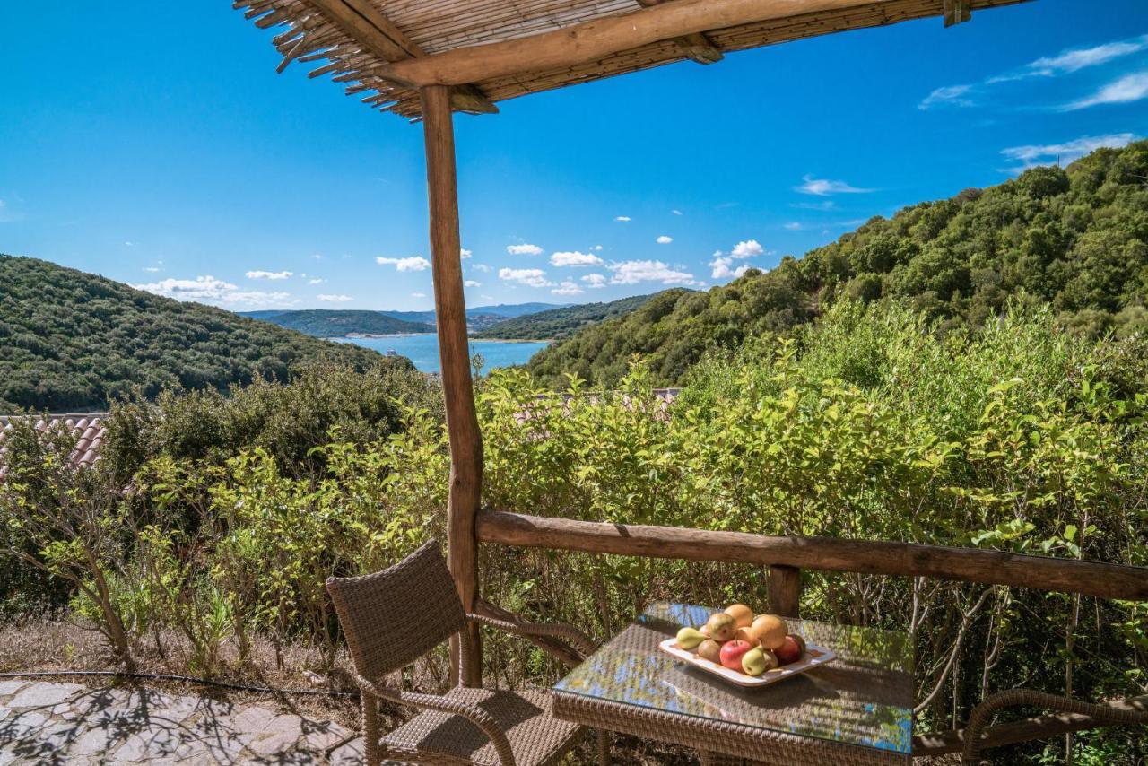 Hotel Aldiola Country Resort Сант'Антонио-ди-Галлура Экстерьер фото