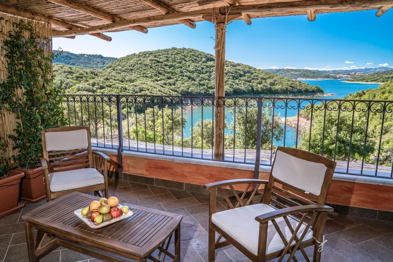 Hotel Aldiola Country Resort Сант'Антонио-ди-Галлура Экстерьер фото