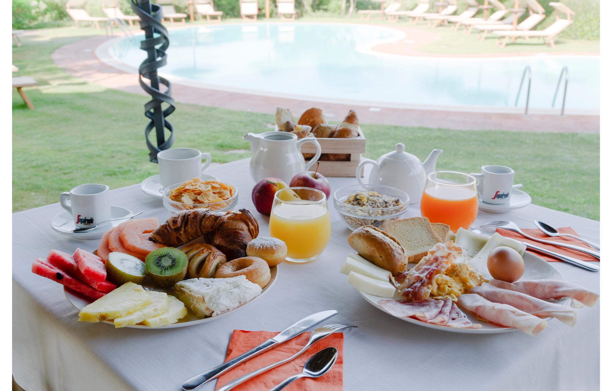 Hotel Aldiola Country Resort Сант'Антонио-ди-Галлура Экстерьер фото